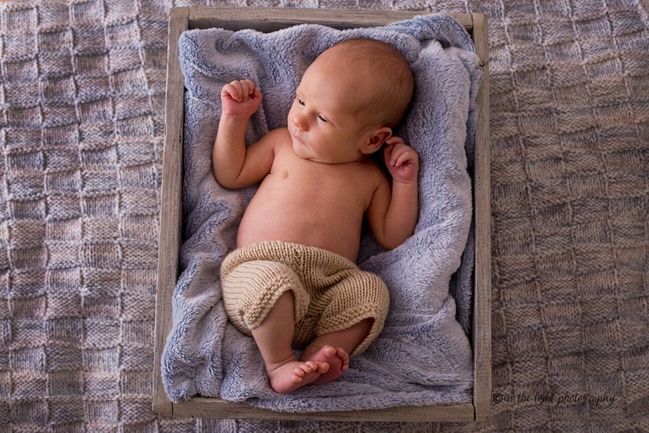 natural newborn baby photographer