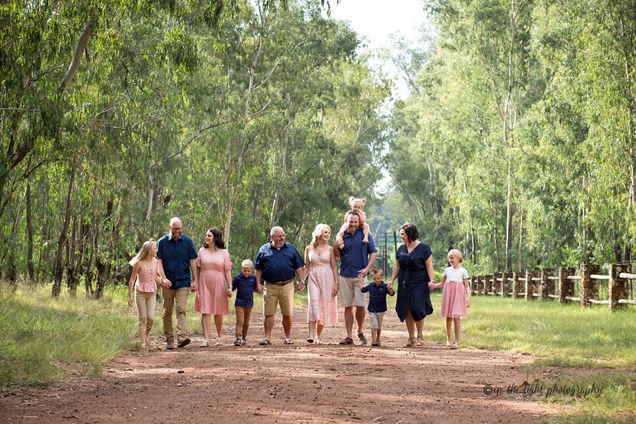 large family photoshoot